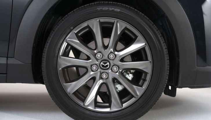 Mazda rende fashion la sua crossover CX-3 grazie a Pollini - Foto 18 di 26