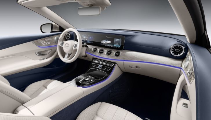 Nuova Mercedes Classe E Cabrio: Prova su strada, caratteristiche e prezzo - Foto 15 di 29