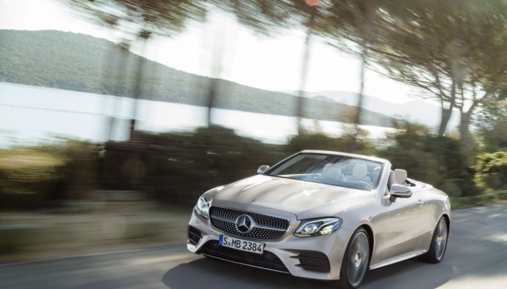 Nuova Mercedes Classe E Cabrio: Prova su strada, caratteristiche e prezzo - Foto 1 di 29