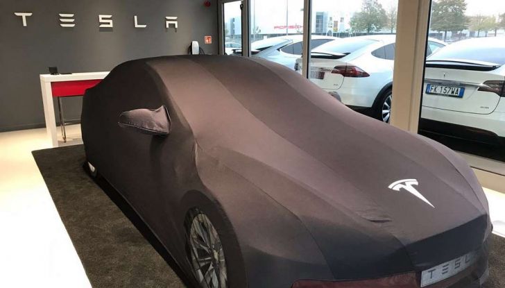 Nel 1997 il web nel 2017 l’auto elettrica - Foto 8 di 16