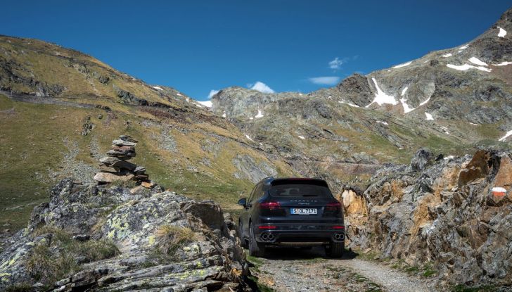 Novità Porsche 2018, arriva Porsche World Expedition - Foto 6 di 15