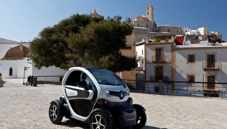 Alberghi e ristoranti possono usare una Renault Twizy grazie a Enegan - Foto 10 di 15