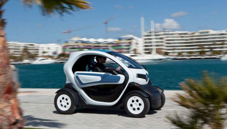 Alberghi e ristoranti possono usare una Renault Twizy grazie a Enegan - Foto 11 di 15