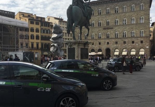 Renault e il Car Sharing 100% elettrico a Firenze - Foto 16 di 16
