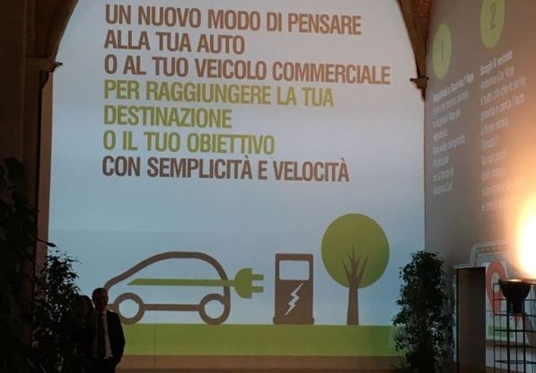Renault e il Car Sharing 100% elettrico a Firenze - Foto 11 di 16