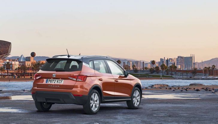 Seat Arona, la prova su strada del SUV compatto a Barcellona - Foto 12 di 48