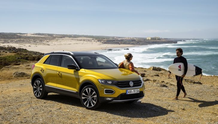 Volkswagen T-Roc 2017: prova su strada, caratteristiche e prestazioni - Foto 8 di 39