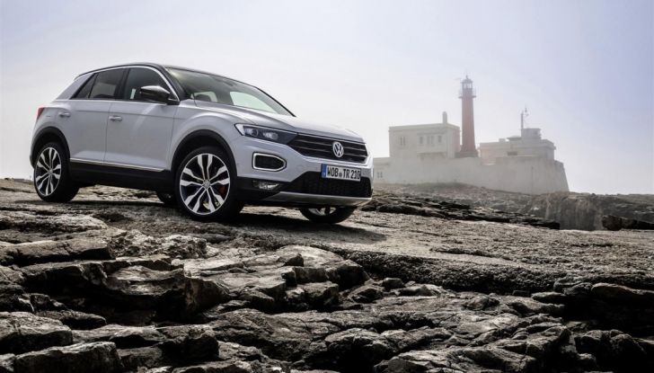Volkswagen T-Roc 2017: prova su strada, caratteristiche e prestazioni - Foto 25 di 39
