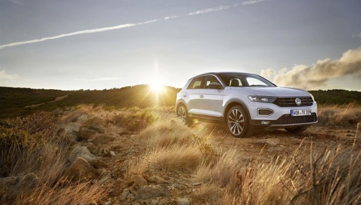 Volkswagen T-Roc 2017: prova su strada, caratteristiche e prestazioni - Foto 27 di 39