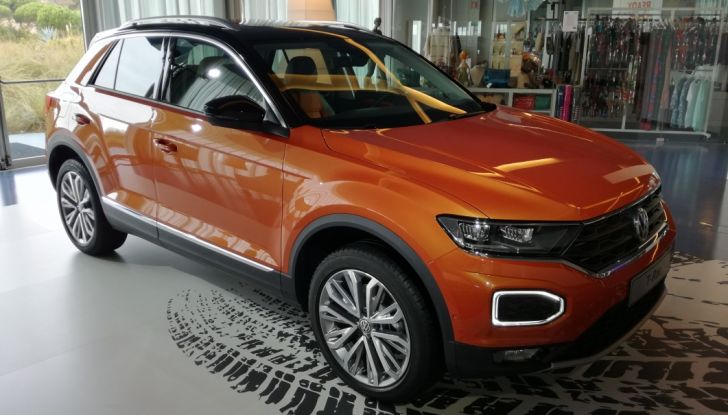 Volkswagen T-Roc 2017: prova su strada, caratteristiche e prestazioni - Foto 36 di 39