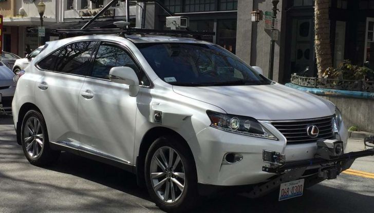 Auto a guida autonoma, le tempeste magnetiche impediscono la visuale - Foto 3 di 9