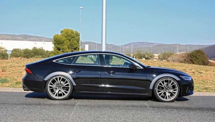 Audi RS7 2018, primi test drive e informazioni tecniche - Foto 12 di 14