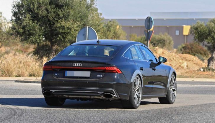 Audi RS7 2018, primi test drive e informazioni tecniche - Foto 10 di 14