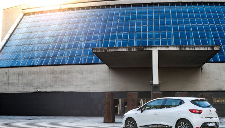 Renault Clio Duel la fashion car Berlina e Sporter sempre più glamour - Foto 21 di 29