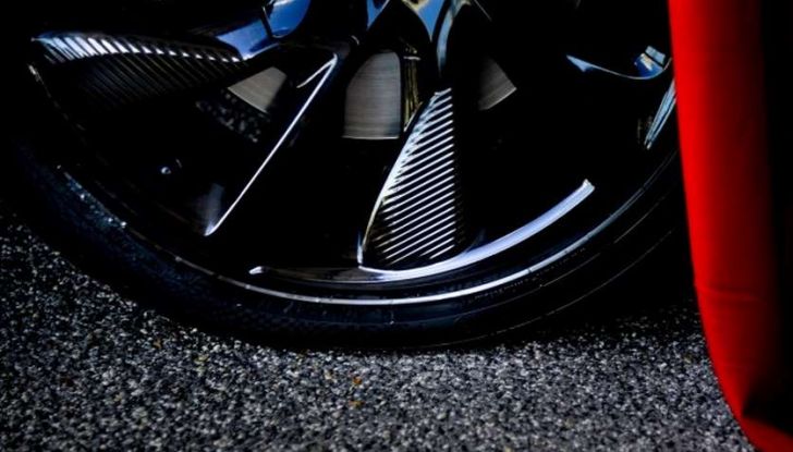 DS5 Prestige, lusso alla francese - Foto 8 di 16