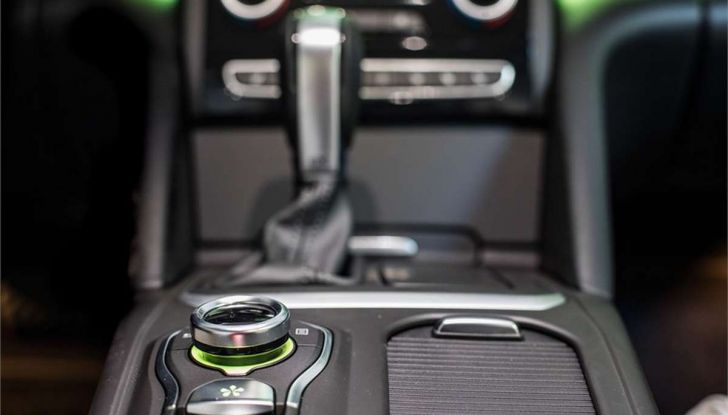 Renault, arrivano le versioni Executive per Espace e Talisman - Foto 3 di 10