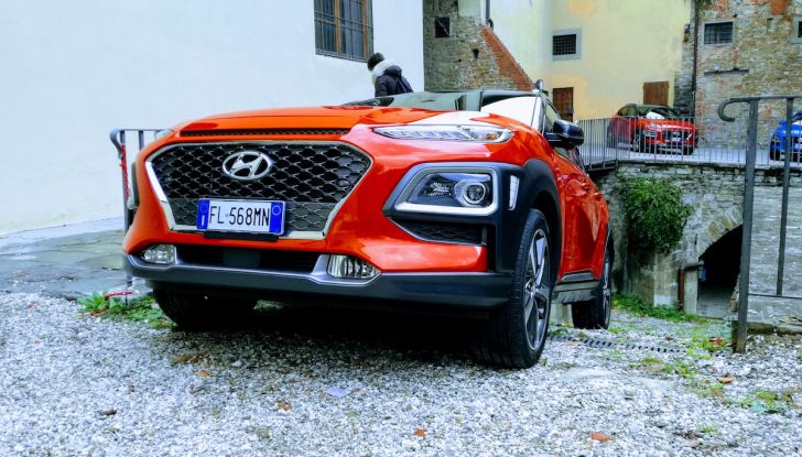 Prova su strada Hyundai Kona: il Crossover 4×4 tra prestazioni e avanguardia - Foto 2 di 19