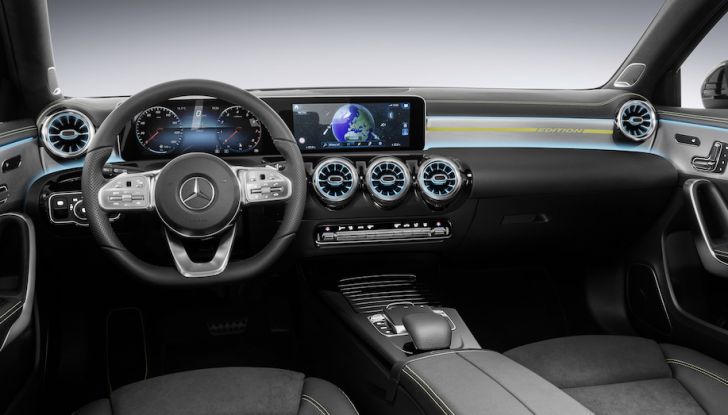 Gli interni della nuova Mercedes Classe A svelano il futuro - Foto 7 di 10