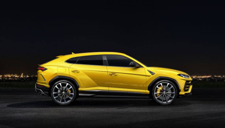 Lamborghini Urus Performante arriva nel 2021 - Foto 3 di 27
