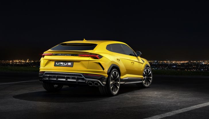 Lamborghini Urus Performante arriva nel 2021 - Foto 4 di 27