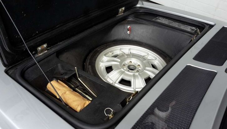 Lancia Delta S4, la leggenda del rally firmata Miki Biasion all’asta - Foto 15 di 20