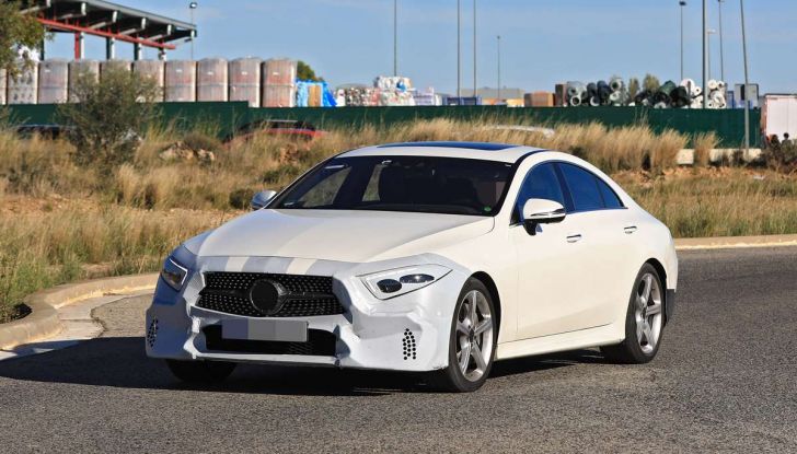 Mercedes CLS, immagini spia dei muletti della futura generazione - Foto 14 di 24