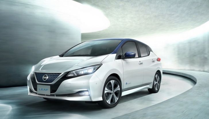 Nissan punta a 1 milione di auto elettriche entro il 2022 - Foto 4 di 12
