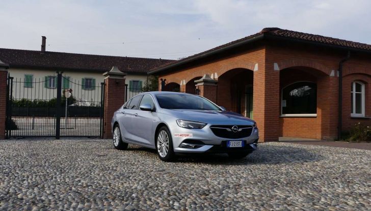 Opel Insignia Grand Sport Innovation 2.0 CDTI 170cv S&S prova su strada - Foto 25 di 34