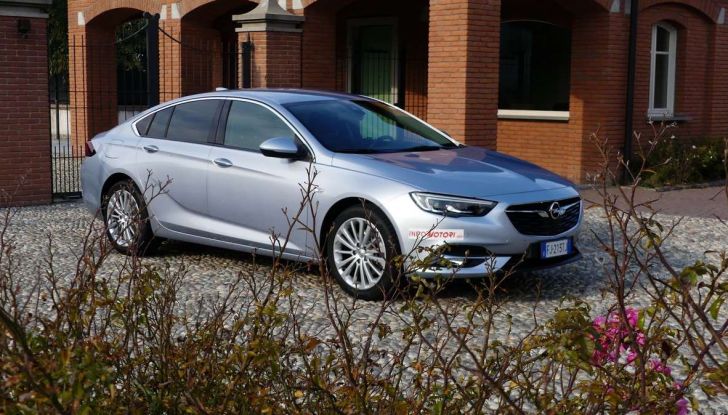 Opel Insignia Grand Sport Innovation 2.0 CDTI 170cv S&S prova su strada - Foto 26 di 34