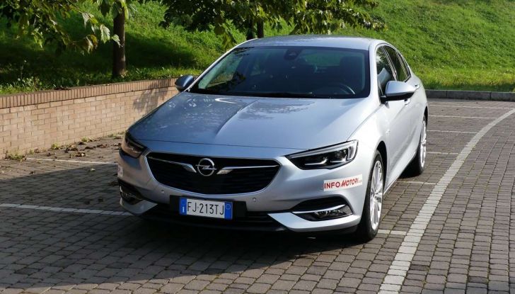 Opel Insignia Grand Sport Innovation 2.0 CDTI 170cv S&S prova su strada - Foto 9 di 34