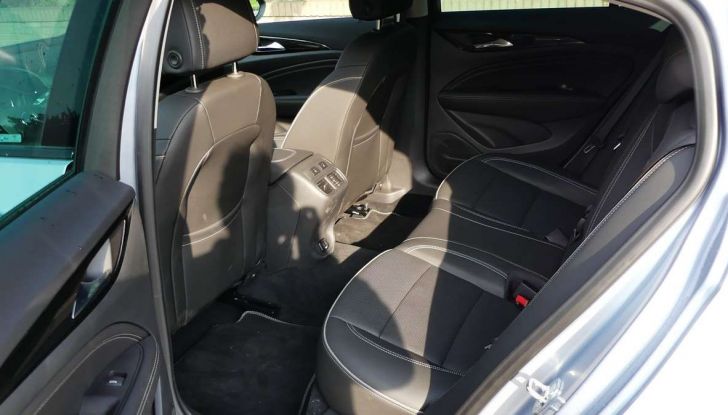 Opel Insignia Grand Sport Innovation 2.0 CDTI 170cv S&S prova su strada - Foto 14 di 34