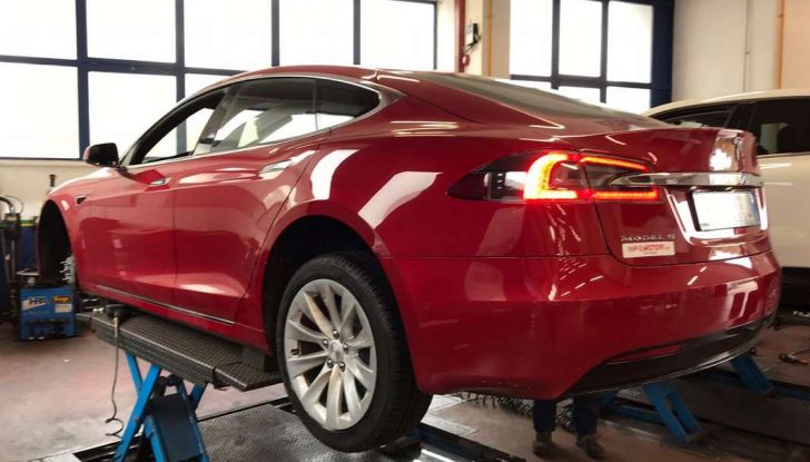 Pneumatici invernali anche sulle auto elettriche: Michelin Alpin è il top - Foto 23 di 28