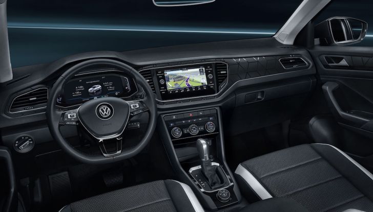 Volkswagen T-Roc di Garage Italia per Black Friday e Cyber Monday di Amazon - Foto 14 di 17