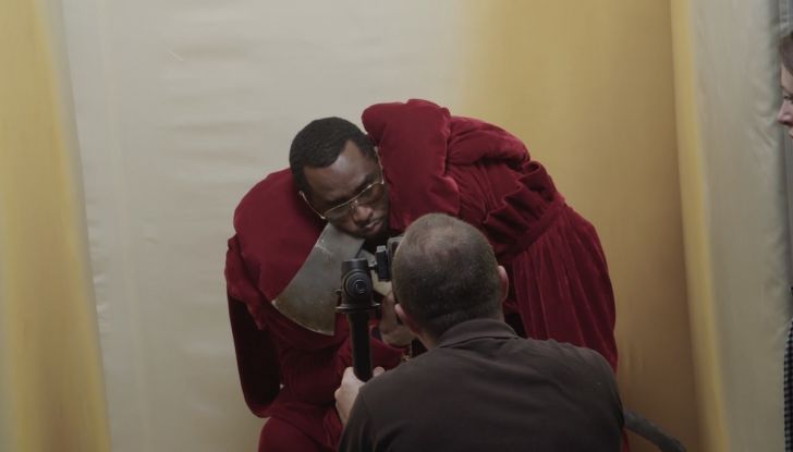 Il Calendario Pirelli 2018 di Tim Walker, Paese delle Meraviglie e Black Power - Foto 7 di 19