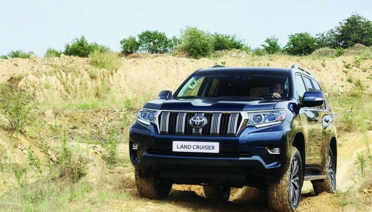 Toyota Land Cruiser restyling 2018, informazioni e dati tecnici - Foto 13 di 17