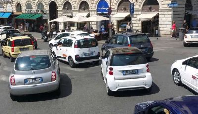 Traffico vacanze di Natale 2017: bollino nero per il 22 dicembre