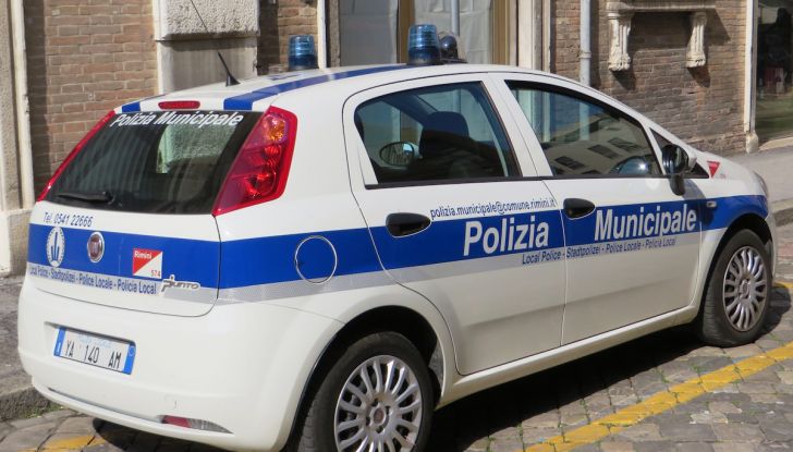 Cuneo, i soldi delle multe per pagare la pensione integrativa ai vigili - Foto 3 di 6