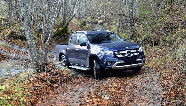Mercedes-Benz Classe X: il primo pick-up Premium è firmato dalla Stella - Foto 12 di 17