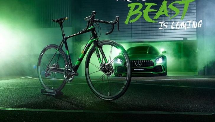 5 idee regalo per ogni vero appassionato di auto - Foto 7 di 10