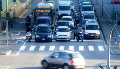 Diesel Euro 5 al capolinea: cosa succederà dal 1° ottobre 2025 nel Nord Italia