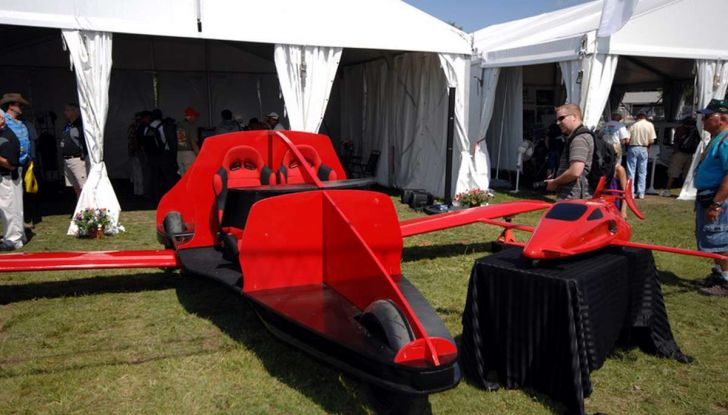 Auto volanti in commercio dal 2018 a 140mila dollari - Foto 8 di 9