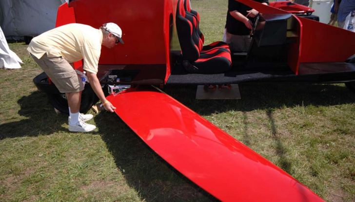 Auto volanti in commercio dal 2018 a 140mila dollari - Foto 9 di 9