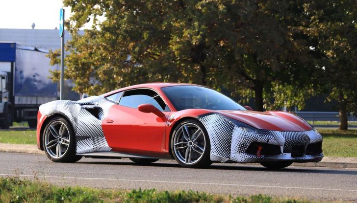 Ferrari 488 GTO 2019, la nuova sportiva del Cavallino è in fase di test - Foto 1 di 10