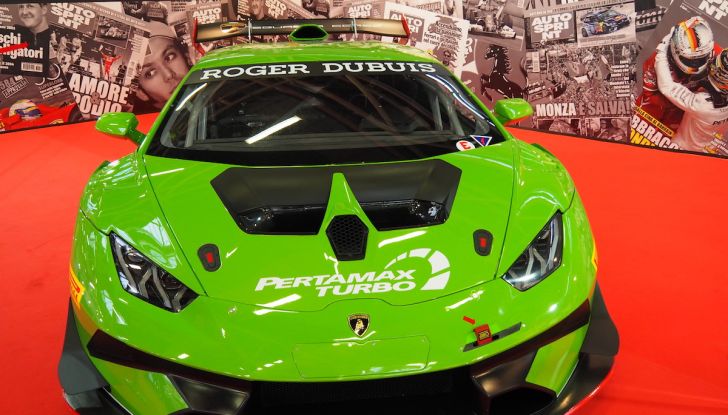 Le supercar e le ragazze più belle del Motor Show 2017 - Foto 11 di 58