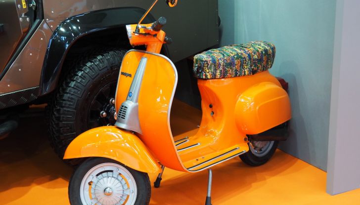 Le supercar e le ragazze più belle del Motor Show 2017 - Foto 25 di 58