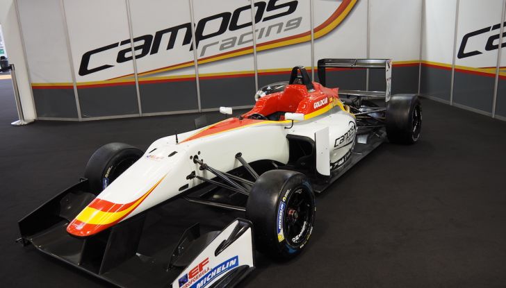 Le supercar e le ragazze più belle del Motor Show 2017 - Foto 50 di 58