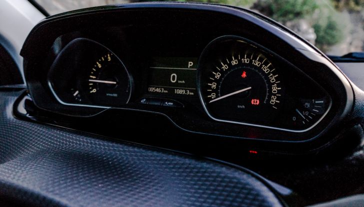 Test Drive Peugeot 208 con 1.2 Turbo da 110CV: una complice svelta per la GT Line - Foto 24 di 27