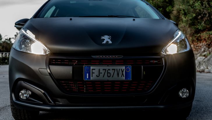 Test Drive Peugeot 208 con 1.2 Turbo da 110CV: una complice svelta per la GT Line - Foto 26 di 27