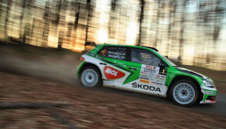 Skoda Fabia Limited Edition, omaggio al Rally - Foto 4 di 8