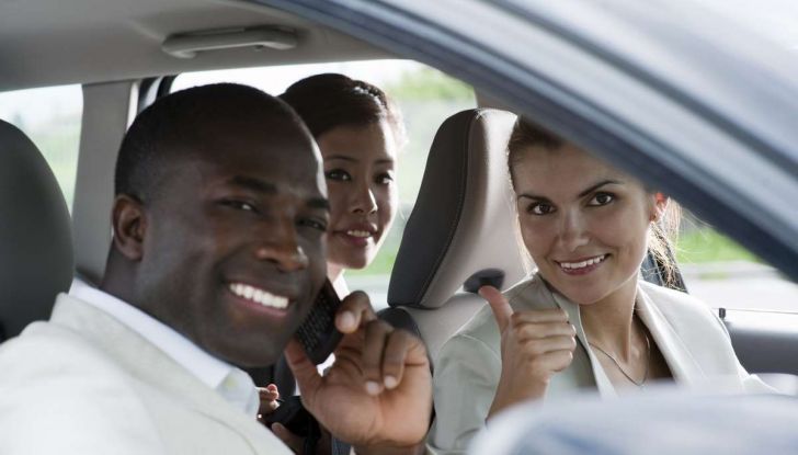 Vacanze in auto, gli italiani scelgono il Carpooling - Foto 5 di 15